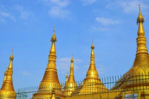 Shwemawdaw Pagoda in Bago, Myanmar (6)