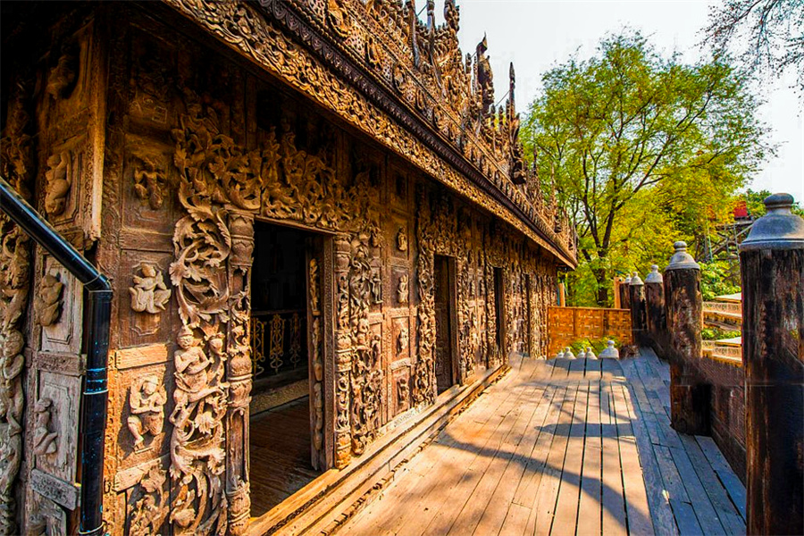 Shwenandaw Monastery in Mandalay, Myanmar (1)