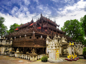 Shwenandaw Monastery in Mandalay, Myanmar (6)