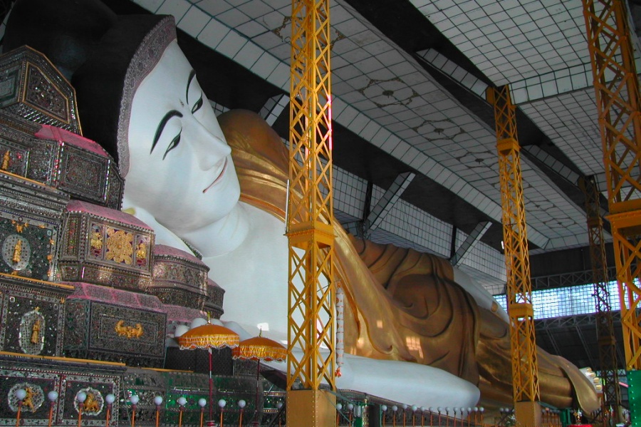 Shwethalyaung Buddhist Temple in Bago, Myanmar (3)