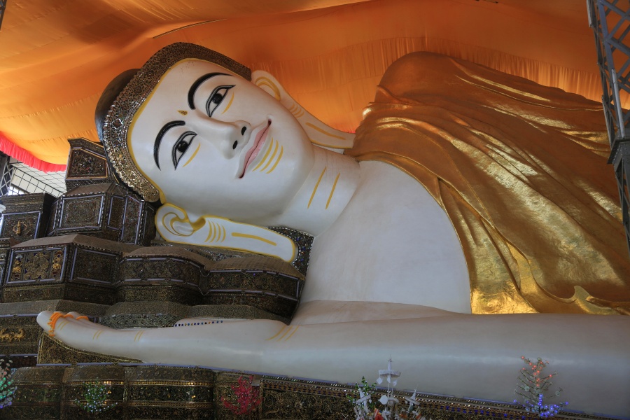 Shwethalyaung Buddhist Temple in Bago, Myanmar (4)