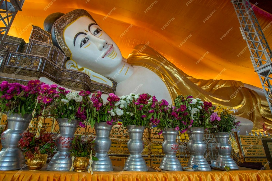 Shwethalyaung Buddhist Temple in Bago, Myanmar (6)