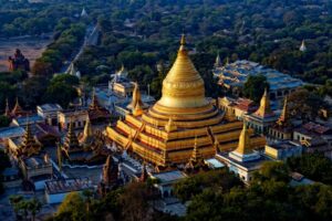 Shwezigon Pagoda in Bagan, Myanmar (1)