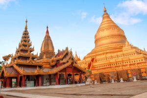 Shwezigon Pagoda in Bagan, Myanmar (4)