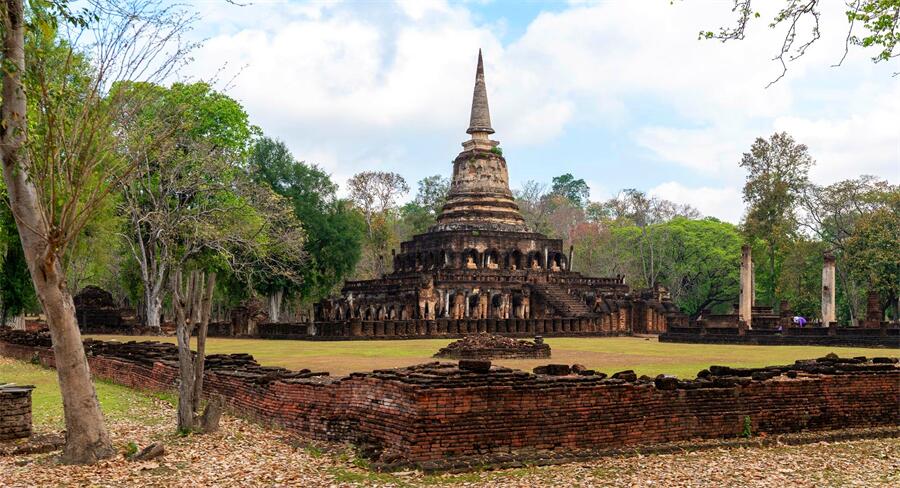 Si Satchanalai Historical Park in Sukhothai, Thailand (4)