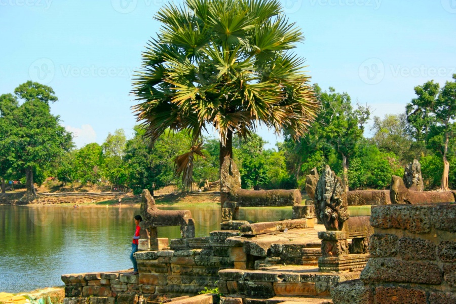 Srah Srang Ancient Reservoir and Temple in Siem Reap, Cambodia (5)