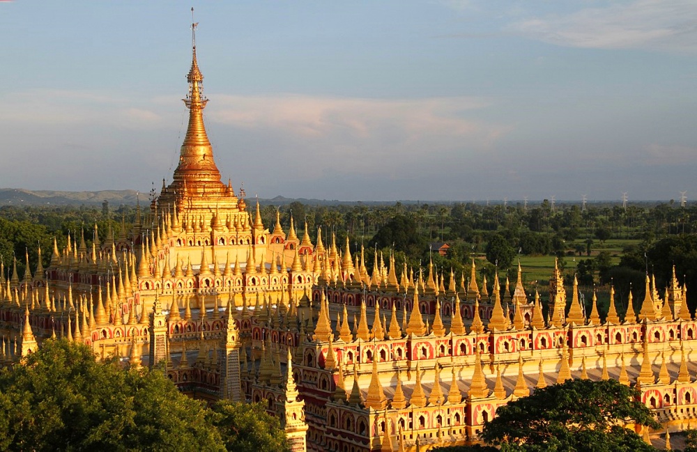 Thanboddhay Pagoda in Monywa, Sagaing Region of Myanmar (2)