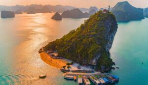 Ti Top Island in Ha Long Bay, Vietnam (1)