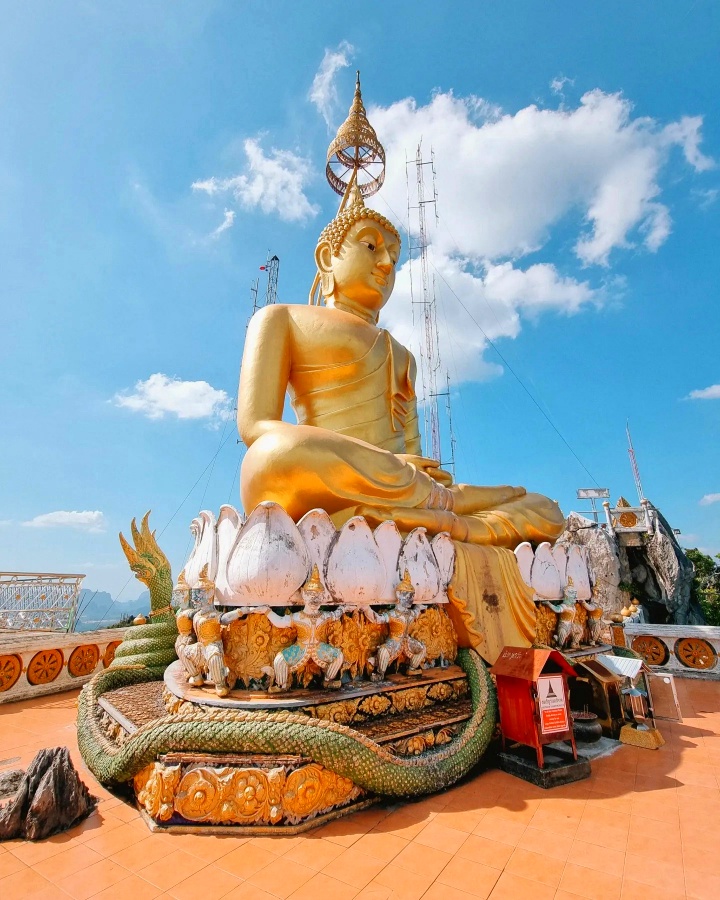 Tiger Cave Temple (Wat Tham Suea) in Krabi, Thailand (3)