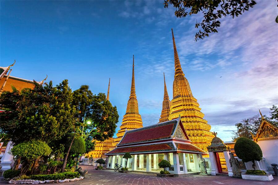 Wat Pho in Bangkok, Thailand (4)