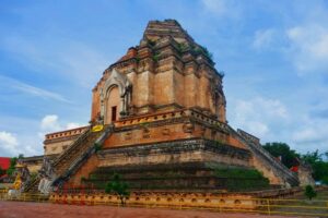 Wat Phra That Chedi Luang in Chiang Saen of Chiang Rai, Thailand (6)