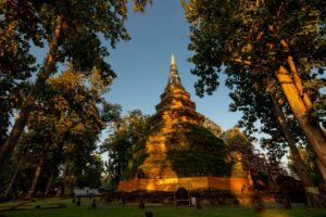 Wat Phra That Chedi Luang in Chiang Saen of Chiang Rai, Thailand (8)