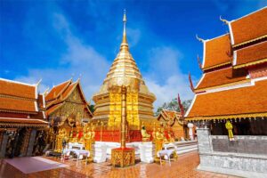 Wat Phra That Doi Kham in Chiang Mai, Thailand (2)