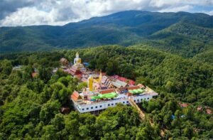 Wat Phra That Doi Kham in Chiang Mai, Thailand (5)