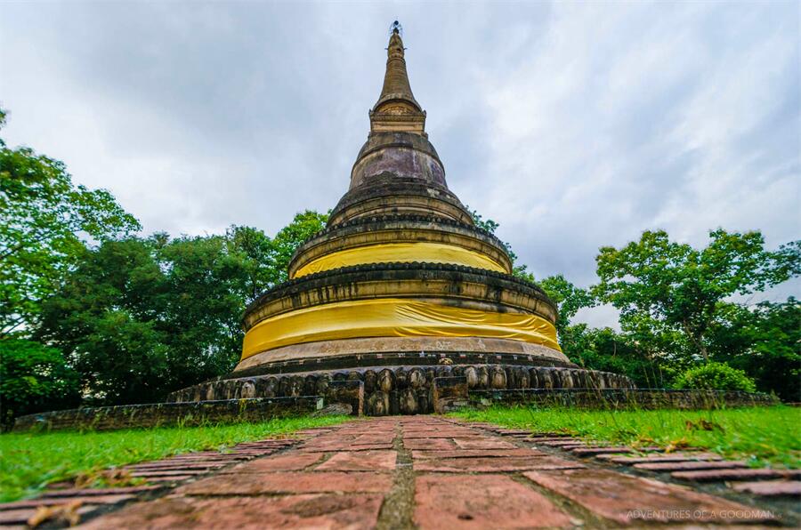 Wat Umong in Chiang Mai, Thailand (2)