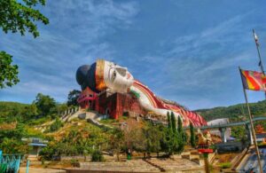 Win Sein Taw Ya - Reclining Buddha in Mawlamyine of Mon State, Myanmar (2)