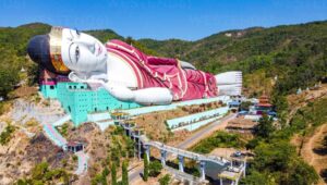 Win Sein Taw Ya - Reclining Buddha in Mawlamyine of Mon State, Myanmar (6)